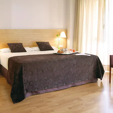 Hesperia Centro 3* Сарагоса