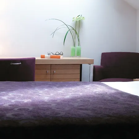 Hesperia Centro Hotel 3*