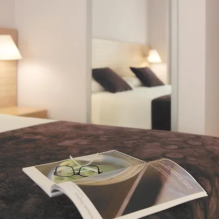 Hotel Hesperia Centro 3*