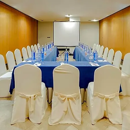 Hesperia Centro 3*
