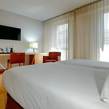 Hesperia Centro Hotel