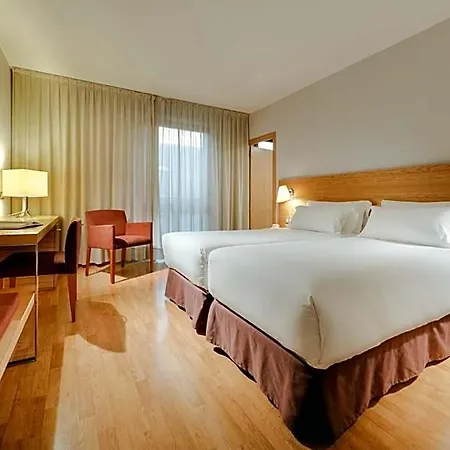 Hesperia Centro Hotel 3*