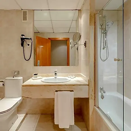 Hotel Hesperia Centro 3*
