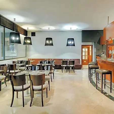 Hesperia Centro Hotel