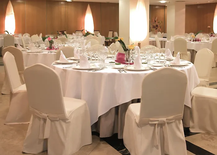 Otel Hesperia Centro 3*